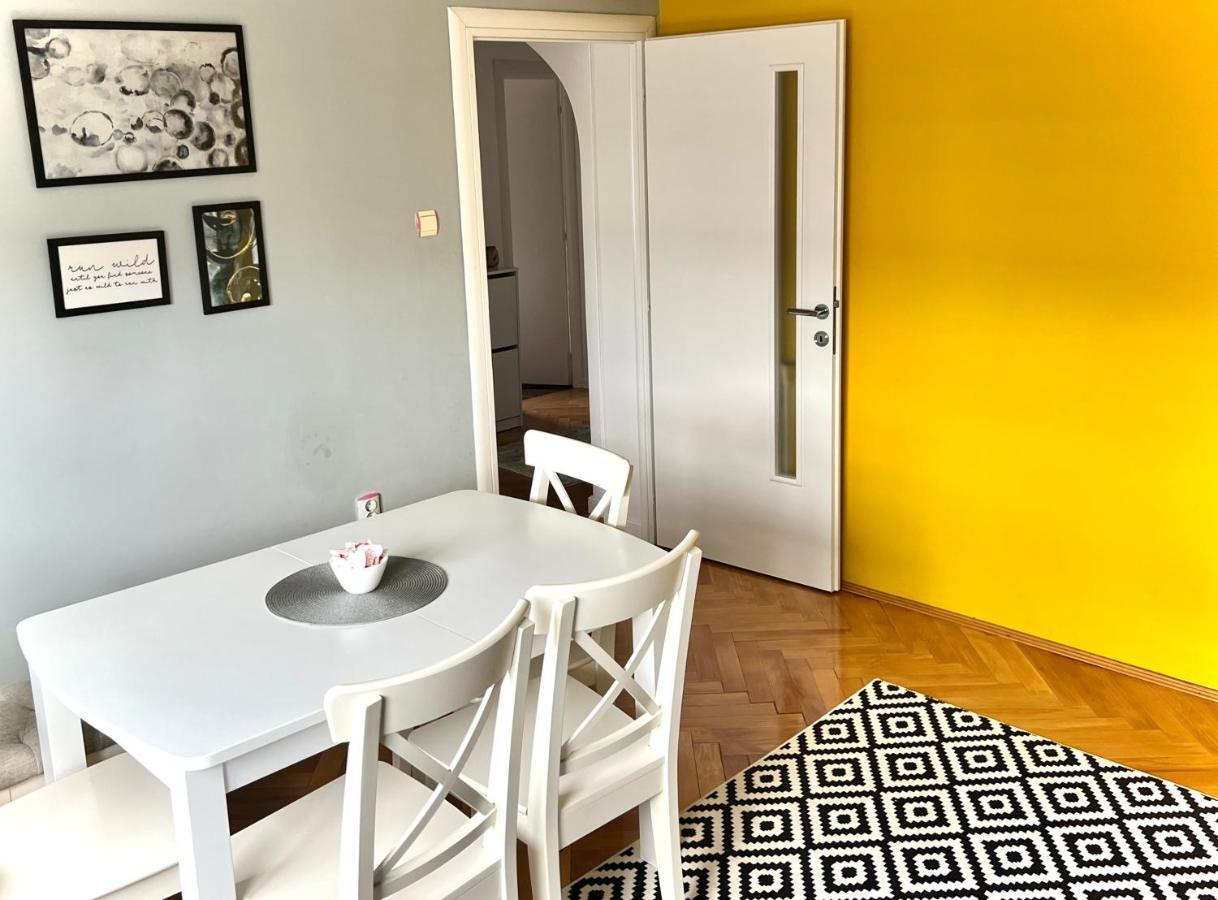 Travellers apartment Cluj-Napoca Eksteriør bilde
